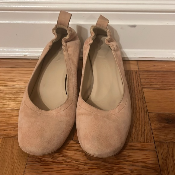 EVERLANE The Day Heel Pale Pink Shoes Slip On
Italian Leather Suede Size 6.5 - Picture 2 of 5